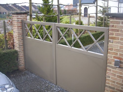 MOTORI BATTENTE
